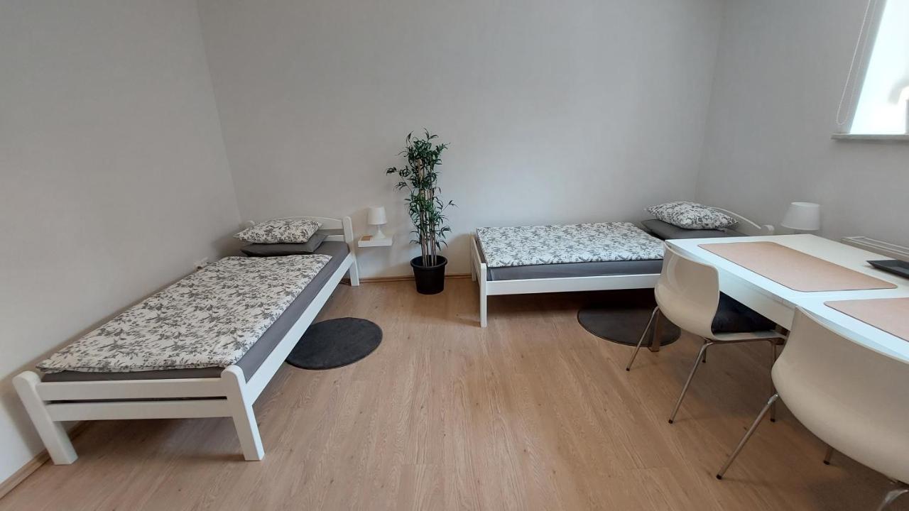 City Lodge Pine, Free Parking Ljubljana Bagian luar foto